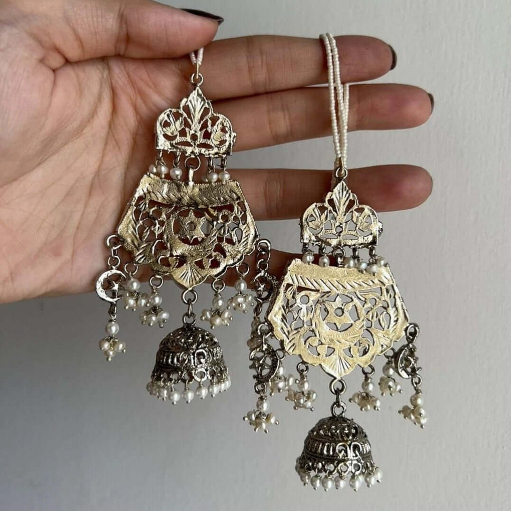 Earring 03