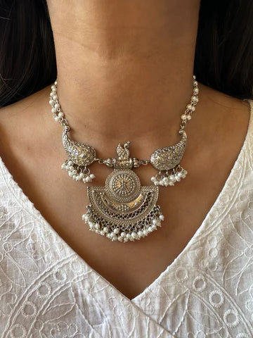 Choker 09