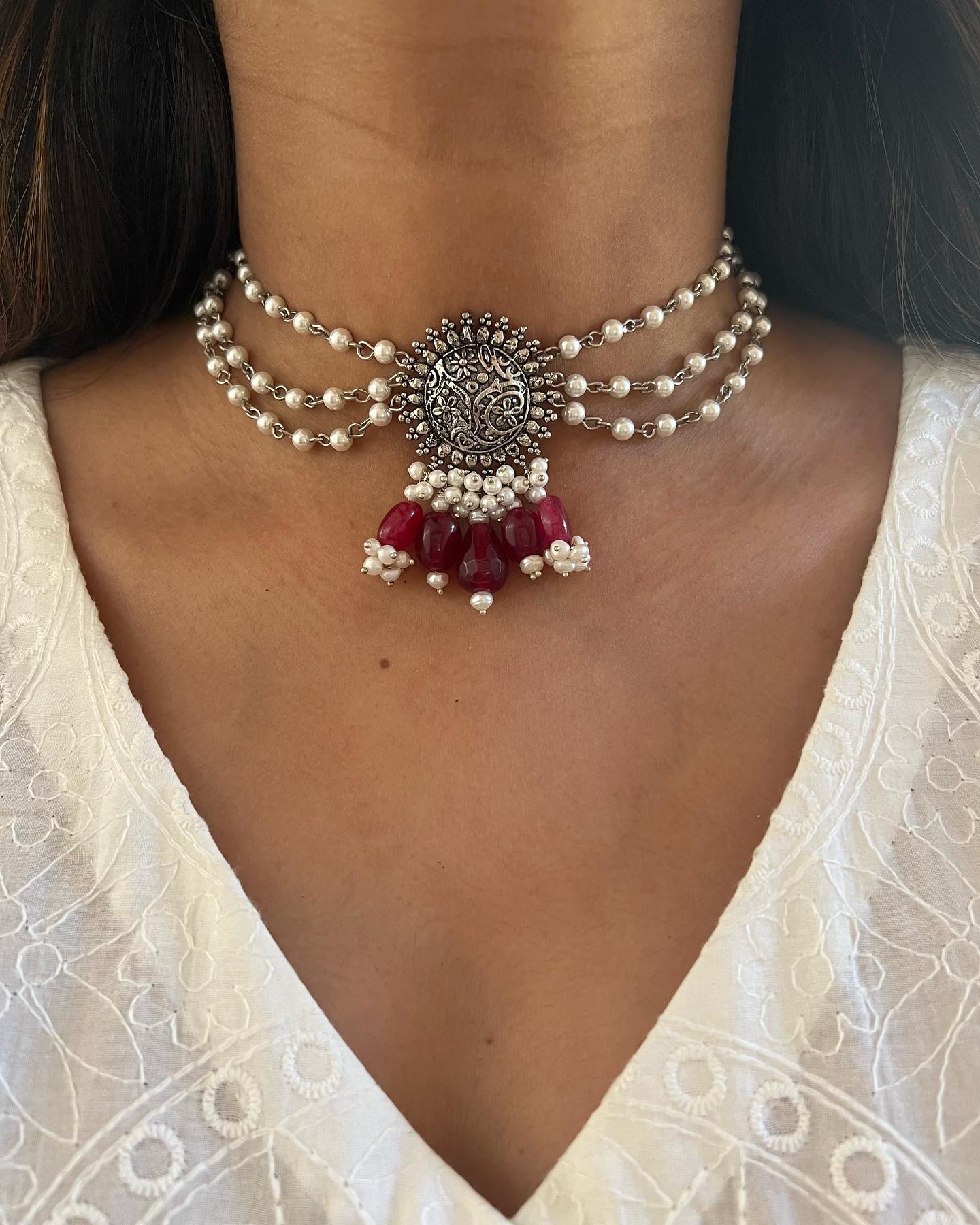 Choker 12