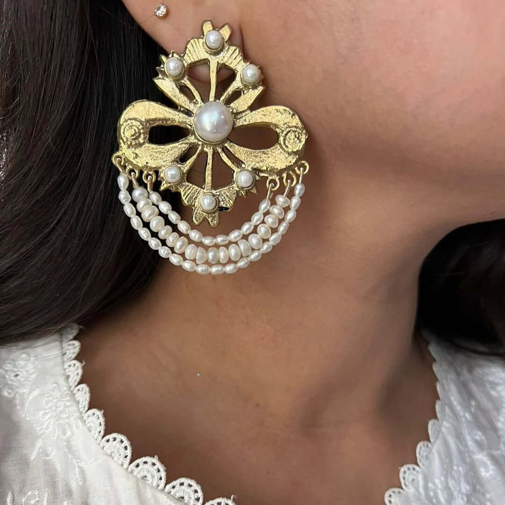 Earring 01