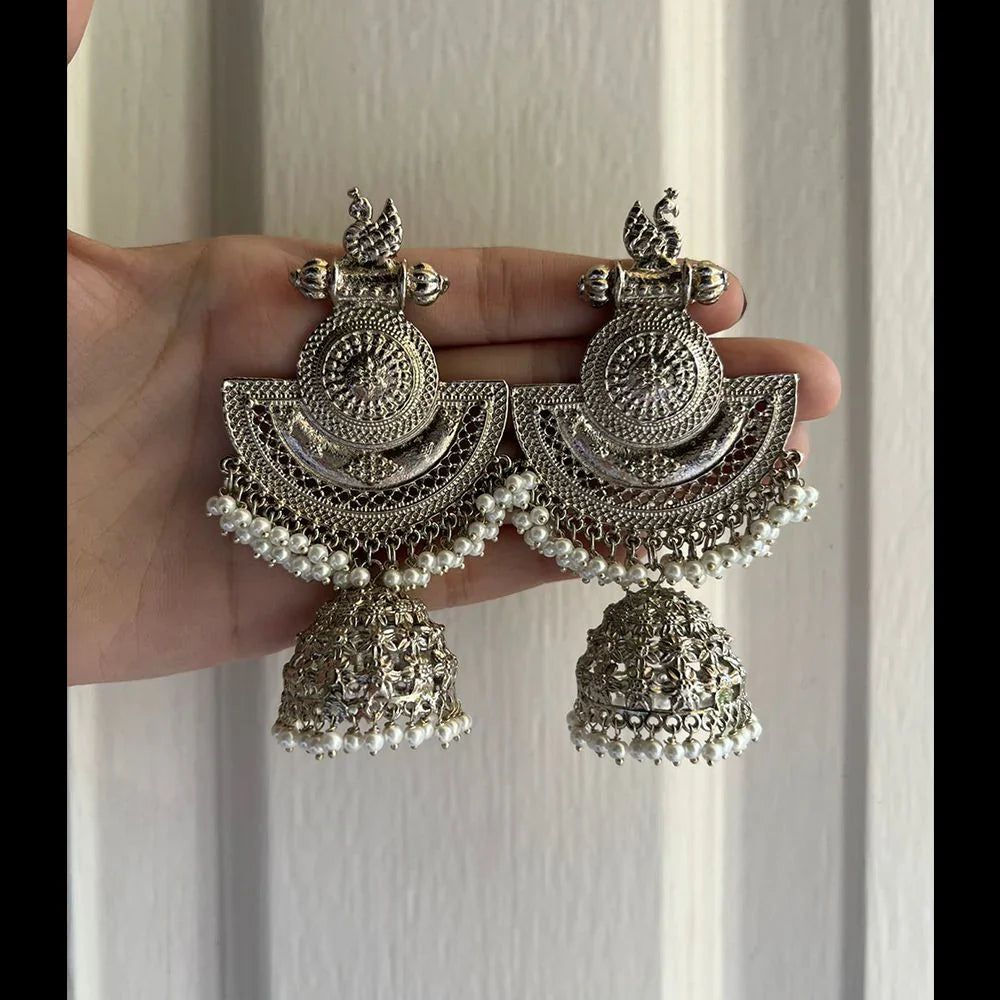 Earring 17